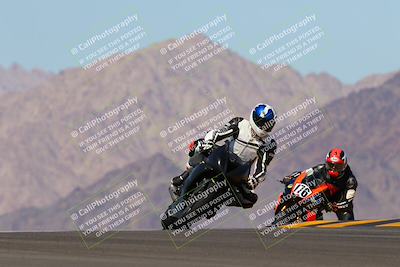 media/Oct-09-2022-SoCal Trackdays (Sun) [[95640aeeb6]]/Turn 9 (1pm)/